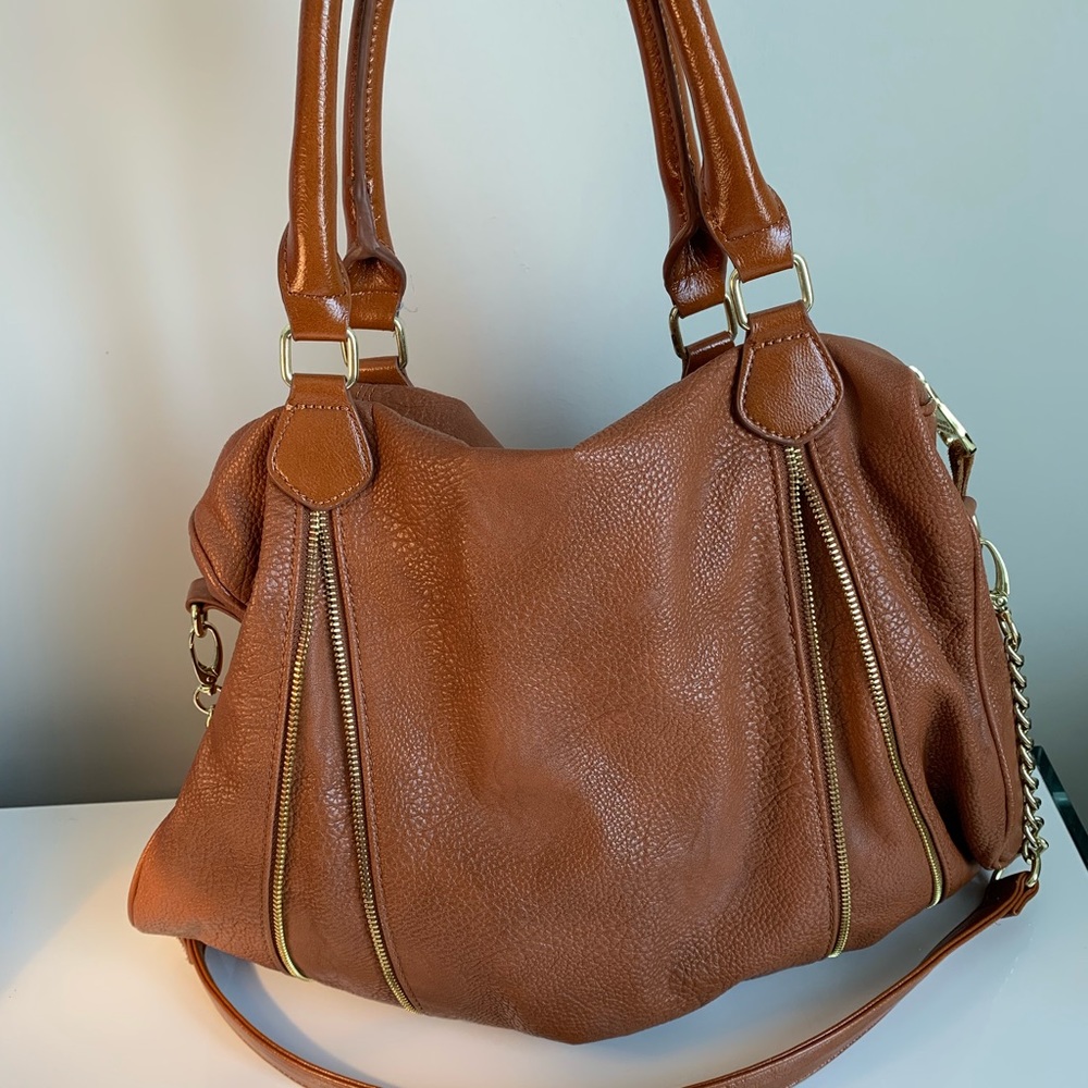 STEVE MADDEN HOBO BAG